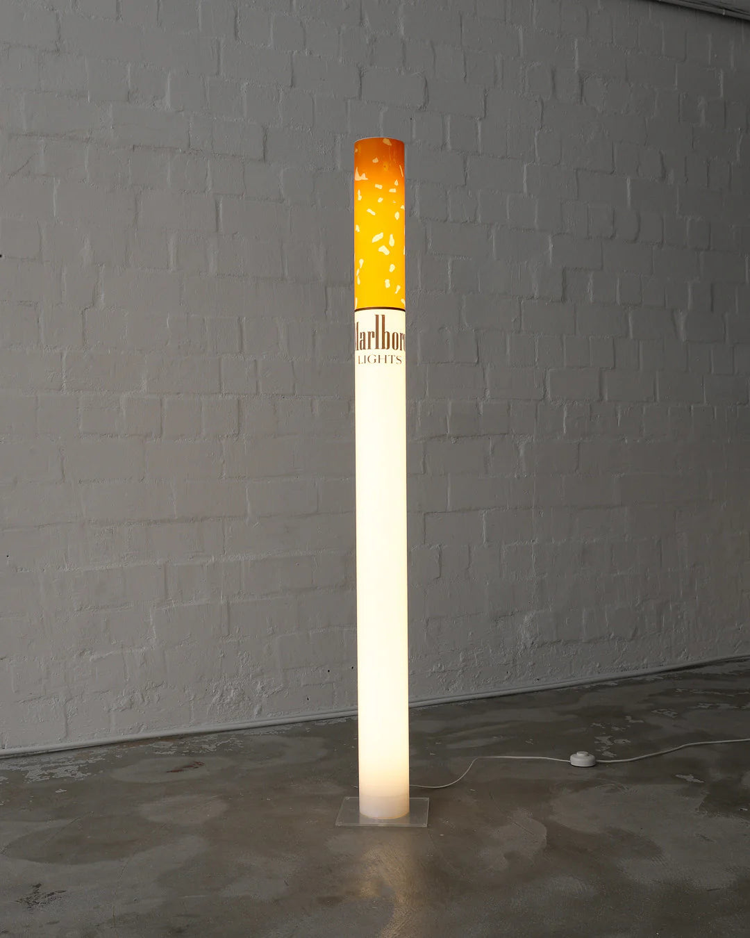 Marlboro Lamp